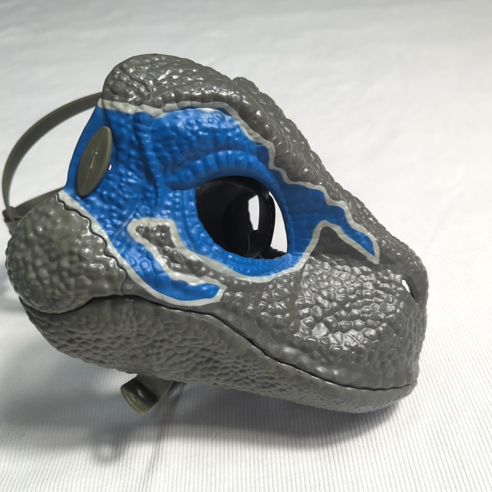 Jurassic World Dinosaur‎ Mask Velociraptor Blue Halloween Costume 2018 Mattel